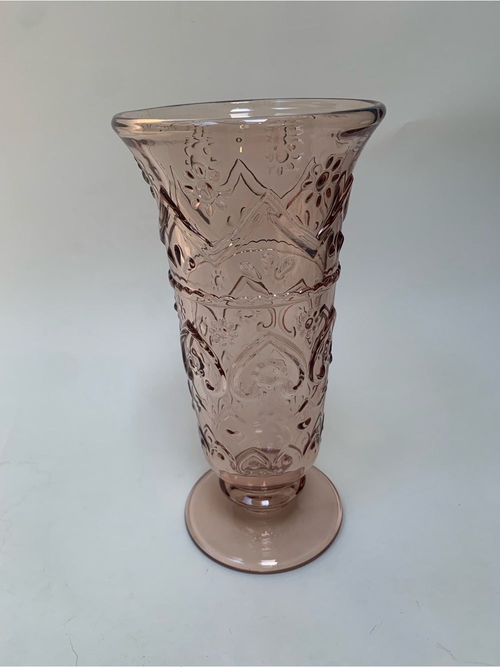 Cupcakes & Cashmere Tab Ornate Glass 9"H Pedestal Vase Hearts & Flowers Pink